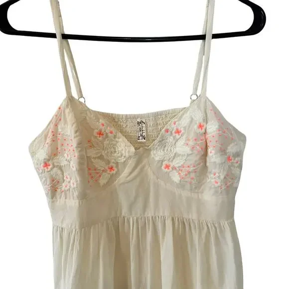 🌹 Bed of Roses Babydoll Slip – Size M – Flirty, Feminine, & SOLD OUT 💋 - Picture 5 of 9